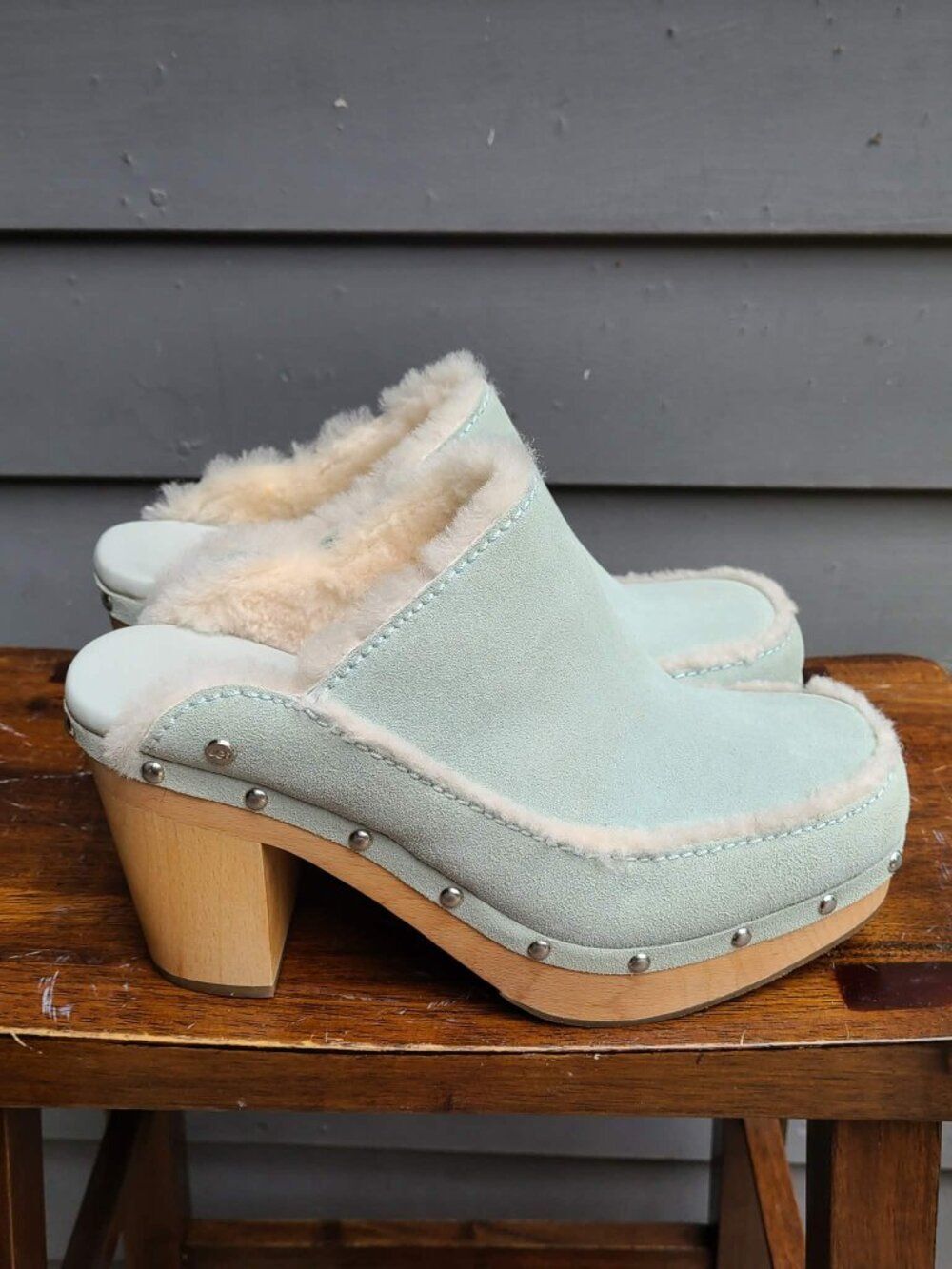UGG Aubriana Light Blue Suede Shearling Wooden Clogs size 9
